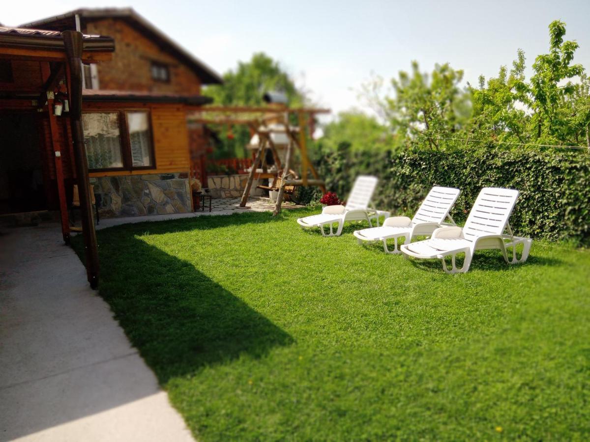 Holiday Guest House Kemo Szapareva Banja Kültér fotó