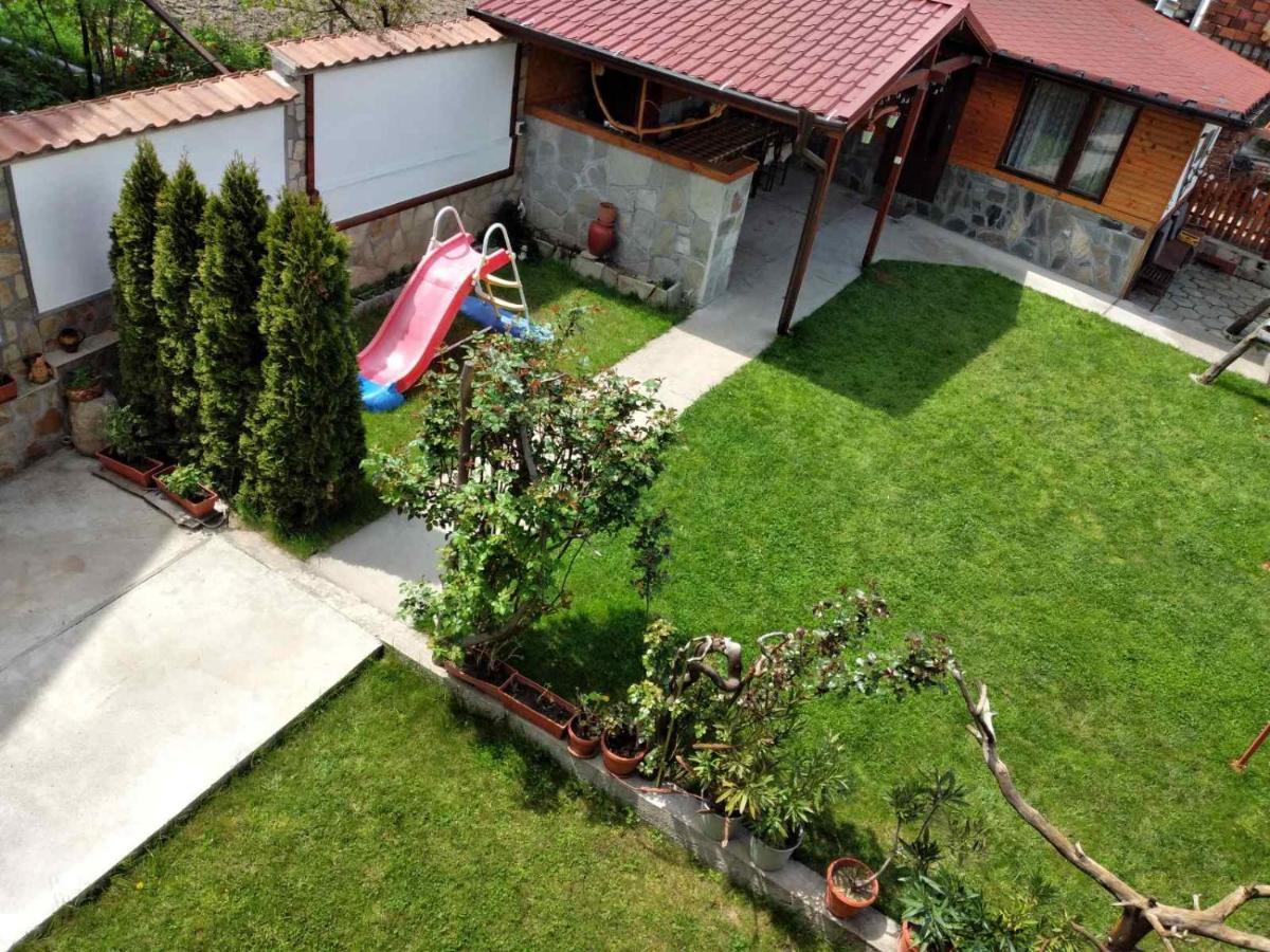 Holiday Guest House Kemo Szapareva Banja Kültér fotó
