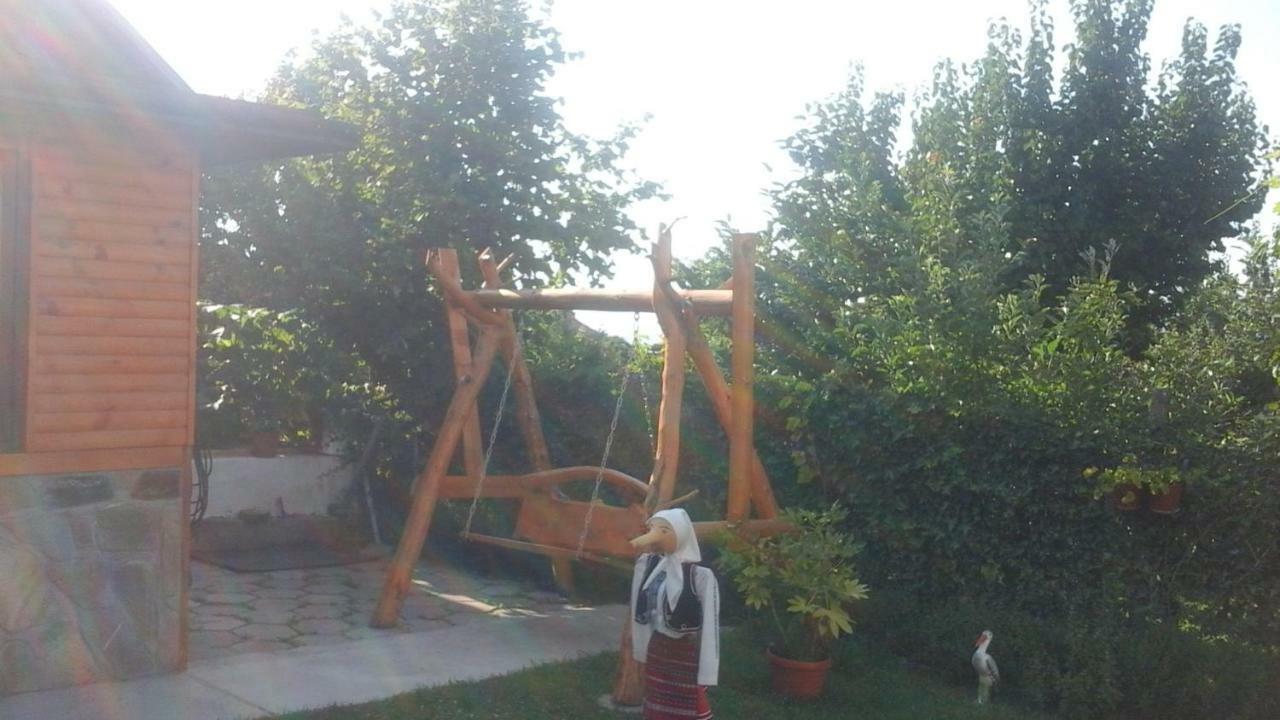 Holiday Guest House Kemo Szapareva Banja Kültér fotó